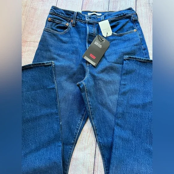 Levi’s Jeans - Picture 3 of 5